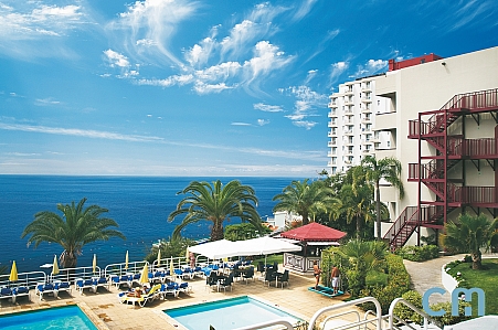 Hotel s bazénem