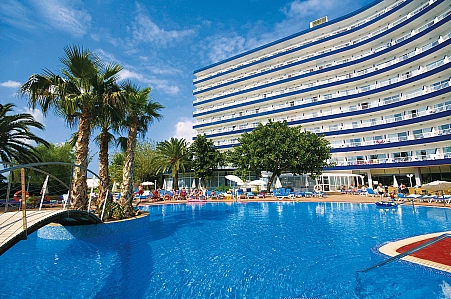 Hotel s bazénem