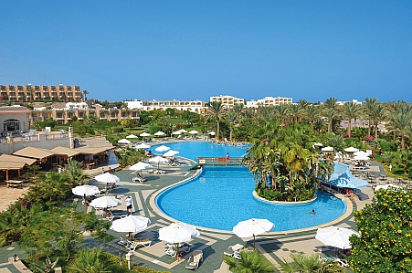 Hotel s bazénem