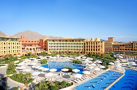 Hotel s bazénem