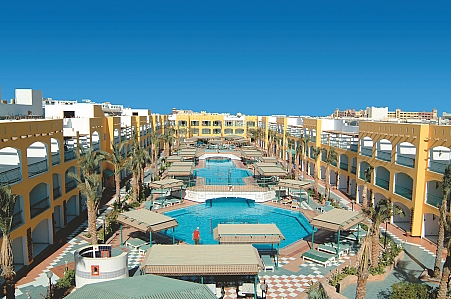 Hotel s bazénem