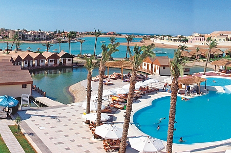 Hotel s bazénem