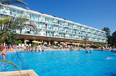 Hotel s bazénem