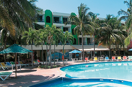 Hotel s bazénem