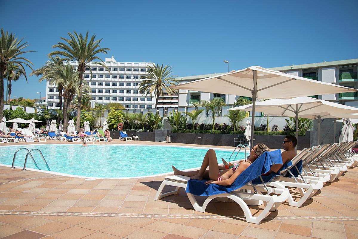 single frauen gran canaria Find cheap holidays to gran canaria at travelsupermarket we compare prices to find gran canaria holiday offers, so save money by booking now. single frauen gran canaria Find cheap holidays to gran canaria at travelsupermarket we compare prices to find gran canaria holiday offers, so save money by booking now.
