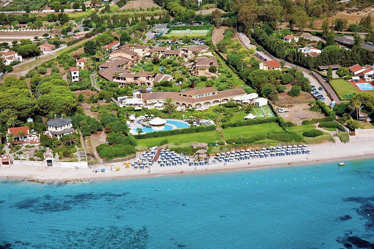 Santa Margherita di Pula Dovolená 2018 CK FISCHER