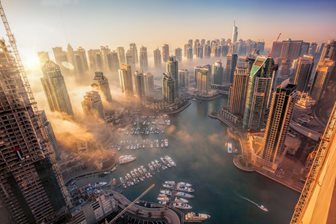 Les mrakodrapů kolem Dubai Marina