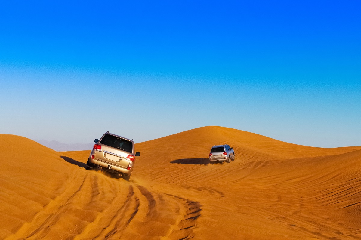Spojené arabské emiráty, výlet v jeepu po poušti