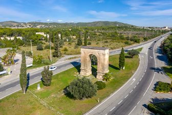 Arc de Bera, letecký pohled