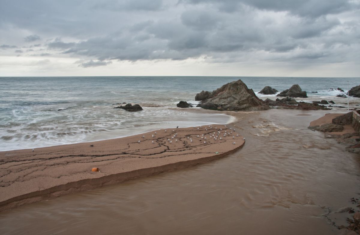 Podzimní déšť na Costa Brava