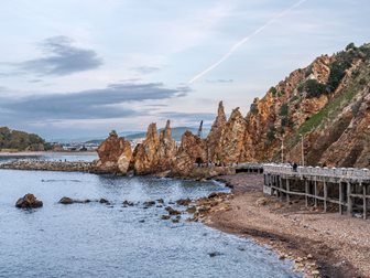 Skalní útvary Needles v Tabarce