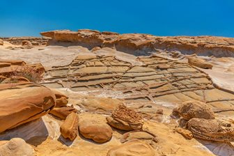 Úchvatná krajina v geologickém parku Faraklou