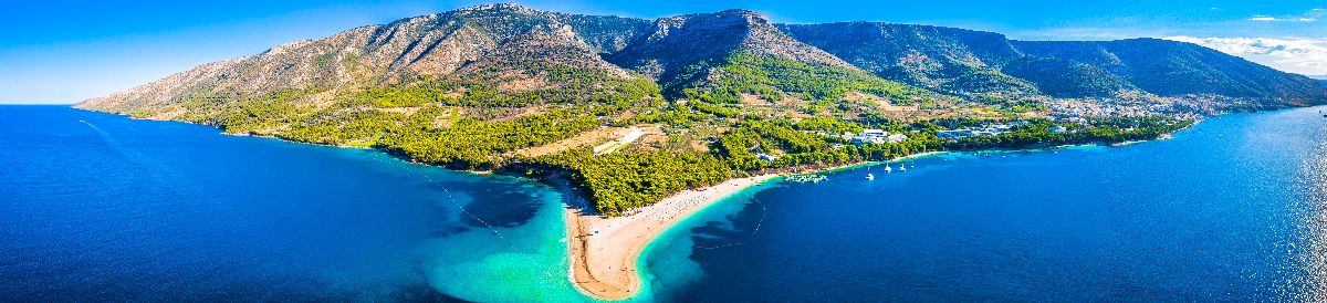 Pláž Zlatni rat v Chorvatsku