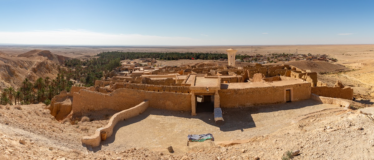 Oáza Chebika a město As-Sabikah