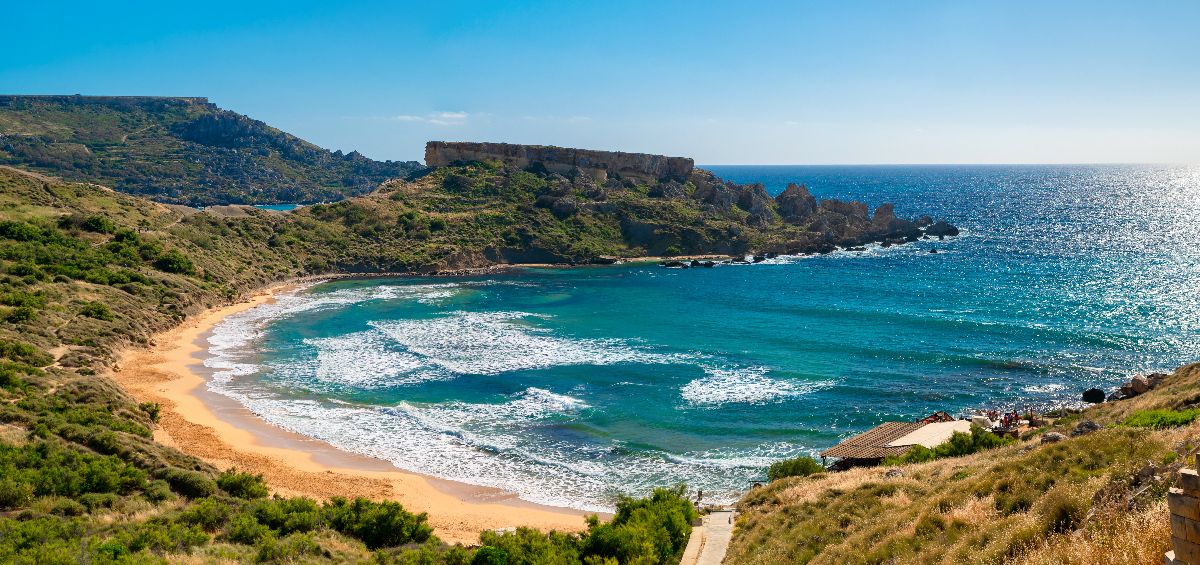 Pláž Ghajn Tuffieha, Malta