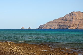 Ostrůvek La Graciosa u severního Lanzarote
