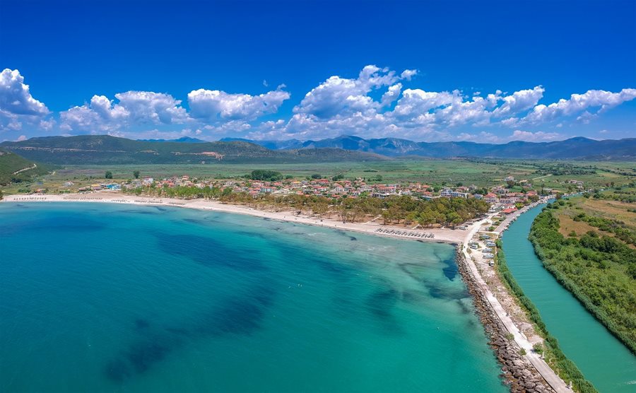 Západní Řecko, pobřeží letoviska Ammoudia Západní Řecko, pobřeží letoviska Ammoudia