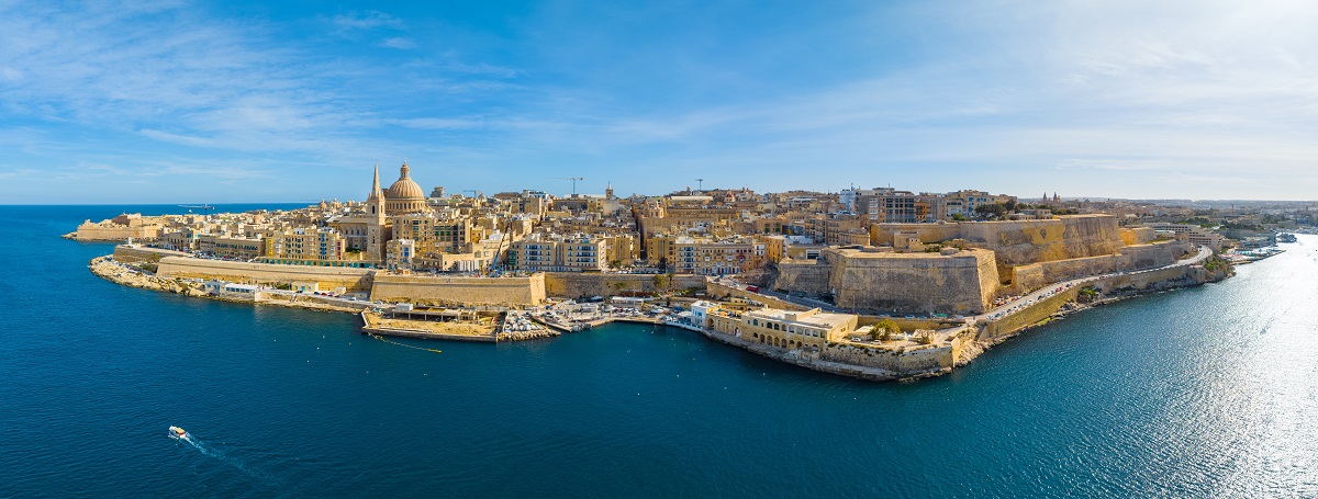 Panoramatický pohled na hlavní město Valletta