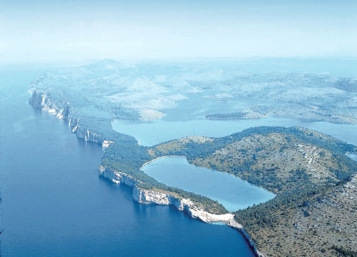 Souostroví Kornati, jeden z magnetů Dalmácie Dalmacie-Souostrovi-Kornati,-jeden-z-magnetu-Dalmacie-(1).jpg