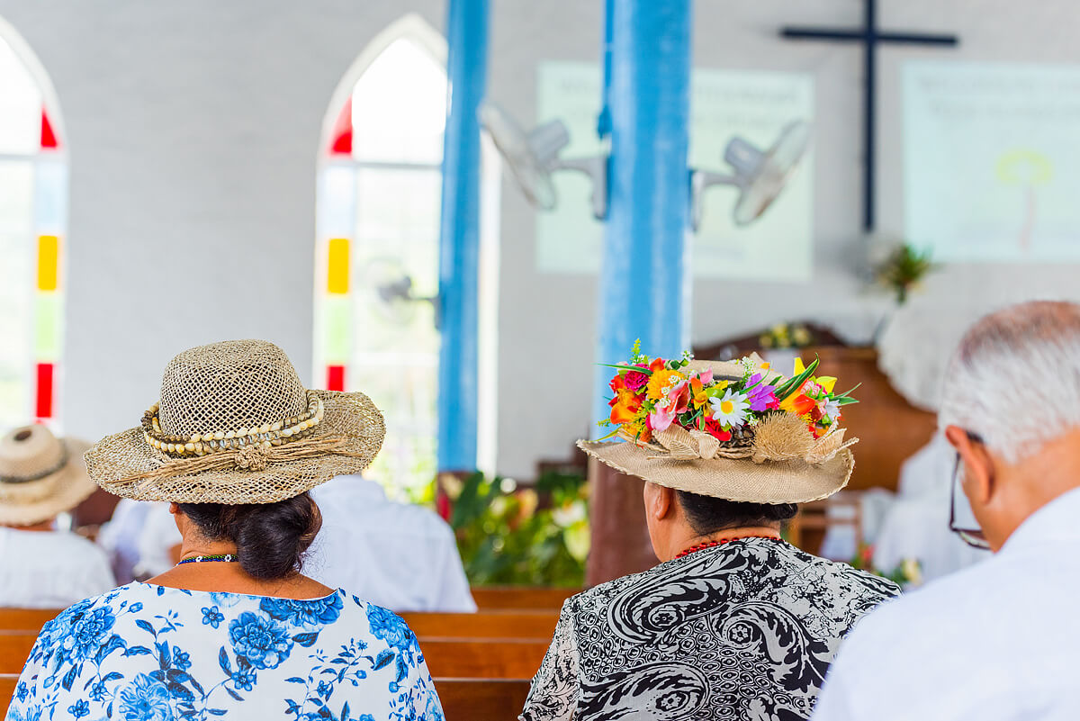 Křesťané tvoří více než polovinu populace Cookových ostrovů.