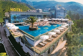 Pochoutky černohorské kuchyně můžete ochutnat i v řadě hotelů Pochoutky-cernohorske-kuchyne-muzete-ochutnat-i-v-rade-hotelu.jpg