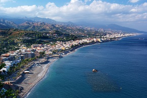 Sant-Alessio-Siculo.jpg