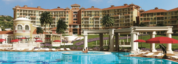 Hotelove-resorty-na-Antigue-a-Barbude-jsou-dobre-vybaveny-bazeny-a-dalsimi-moznostmi-sportu-i-relaxace.jpg