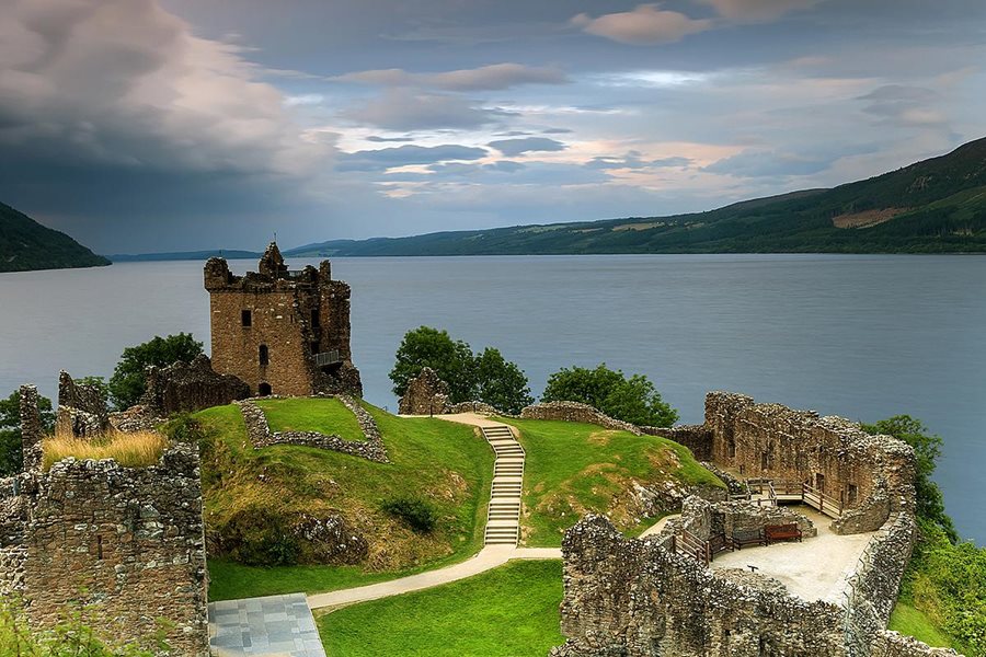 Velká Británie, jezero Lochness Velká Británie, jezero Lochness