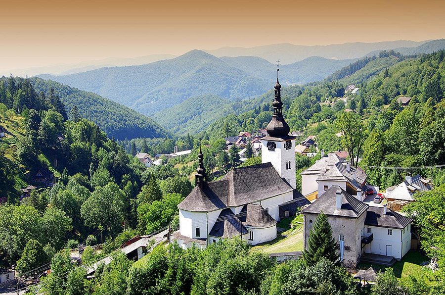 Slovensko, okolí Banské Bystrice Slovensko, okolí Banské Bystrice