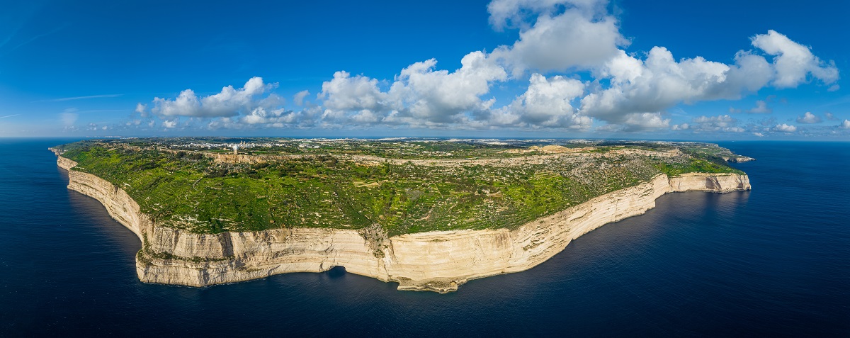 Útesy Dingli na západním pobřeží Malty