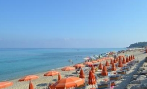 Zambrone Zambrone.jpg
