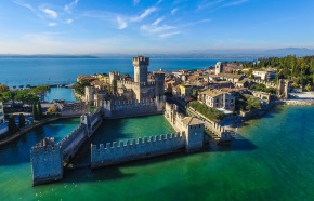 Sirmione Sirmione.jpg