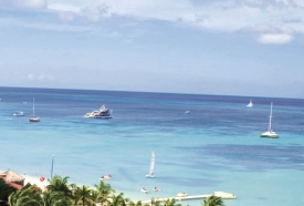 Aruba,-to-nejsou-jenom-lode,-ale-i-kvalitni-silnicni-sit.jpg