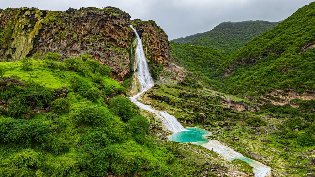 Atraktivní turistické místo v Ománu - vodopády Darbat Atraktivní turistické místo v Ománu - vodopády Darbat