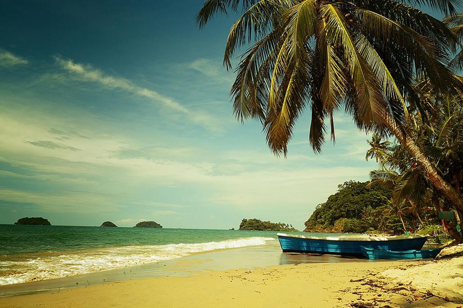 Koh Chang, loďka na pláži Koh Chang, loďka na pláži