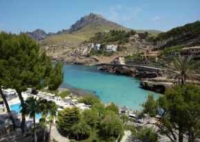 Cala-San-Vicente.jpg