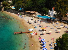 Palaiokastritsa.jpg