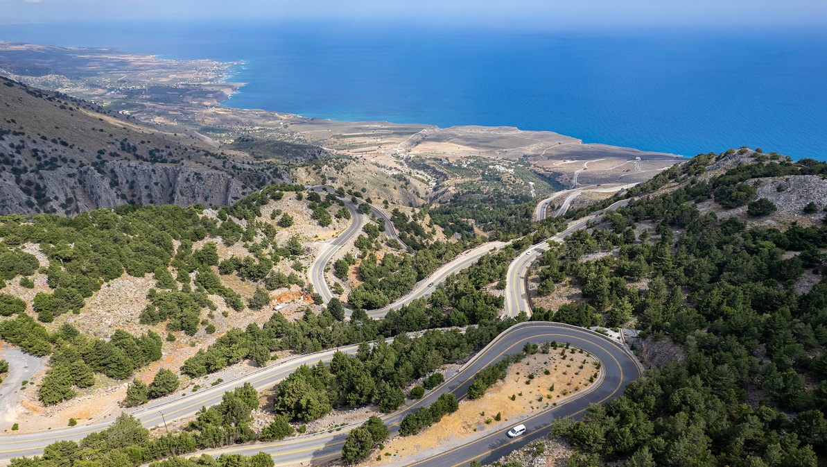 Projeďte si ostrov po své ose, zapůjčení auta vám zařídíme