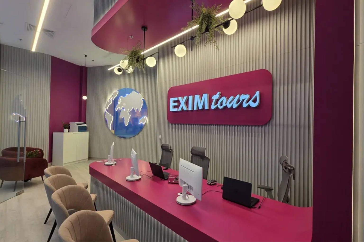 EXIM S.A.- Kraków (CH Bonarka)